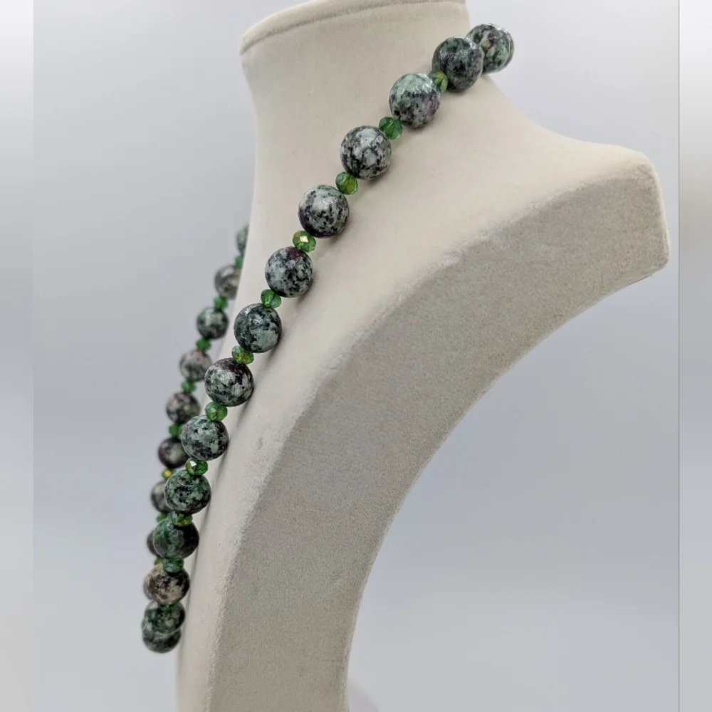 Ruby Zoisite Faceted Bead Necklace 20" - Picture 2 of 10